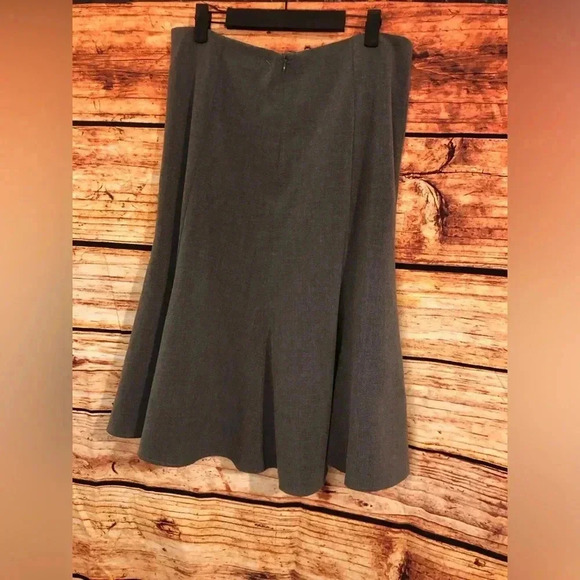 Women’s Grey Skirt size 10 - Picture 8 of 13